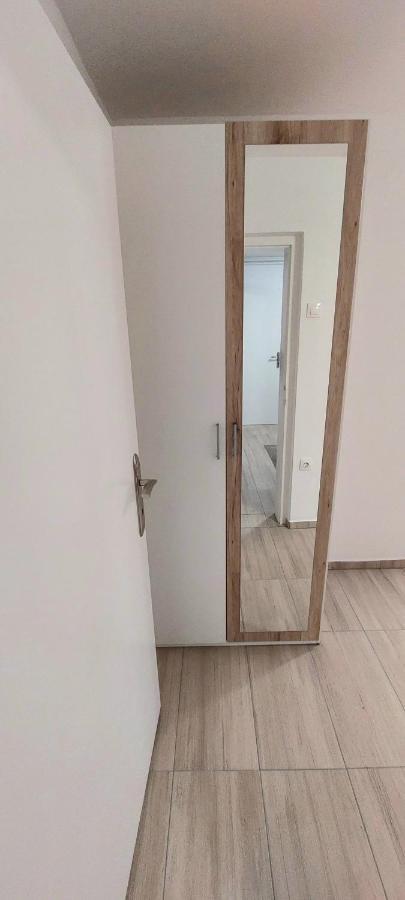 Jo-Ma Apartma - Safe Parking Λιουμπλιάνα Εξωτερικό φωτογραφία